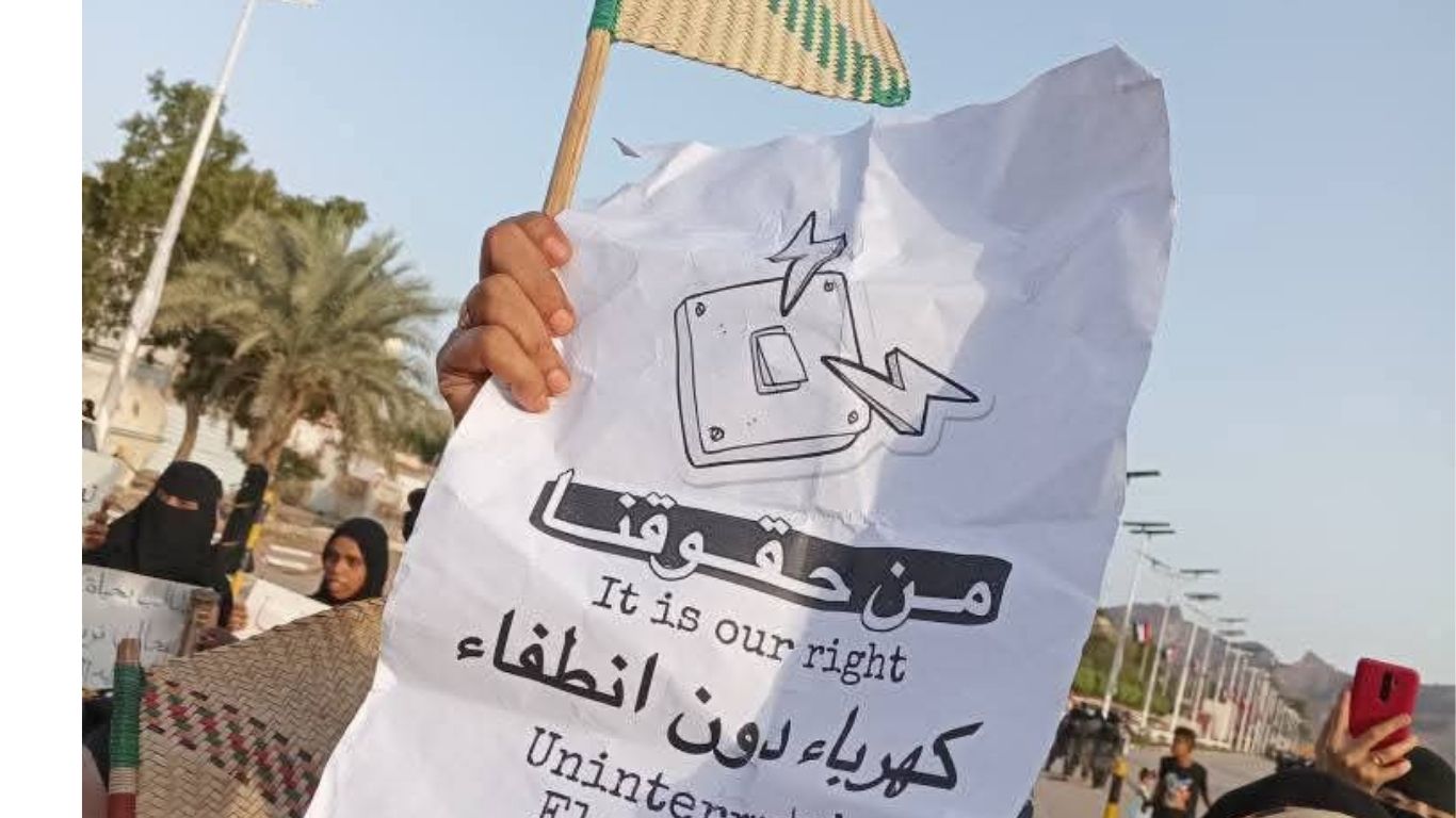 نساء عدن ينتفضن مجددًا في “ثورة النسوان” احتجاجًا على تردي الأوضاع المعيشية