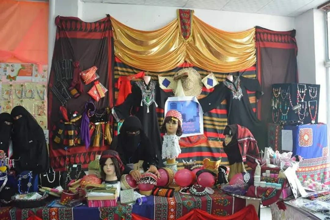 الجمعية اليمنية لتشجيع الإنتاج المحلي تهنئ بافتتاح متجر «ثلاث خوات» في تعز