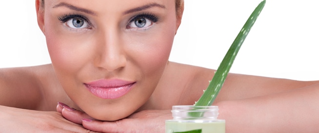 الهوس بالبياض: جمال مُصنَّع يهدد صحة اليمنيات