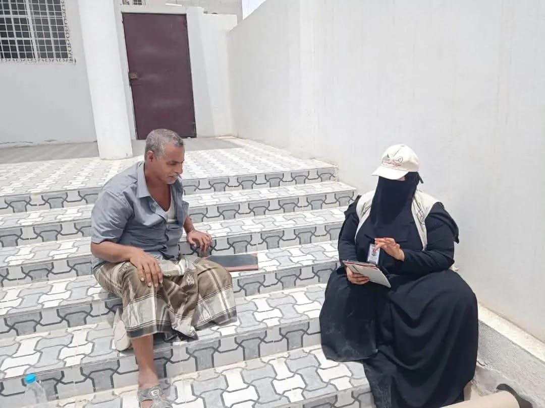 باحثات ميدانيات يواصلن مسح ميزانية الأسرة في المهرة لرصد أوضاع الأسر